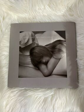 The Tortured Poets Department Vinyl + Bonus Track “The Bolter”